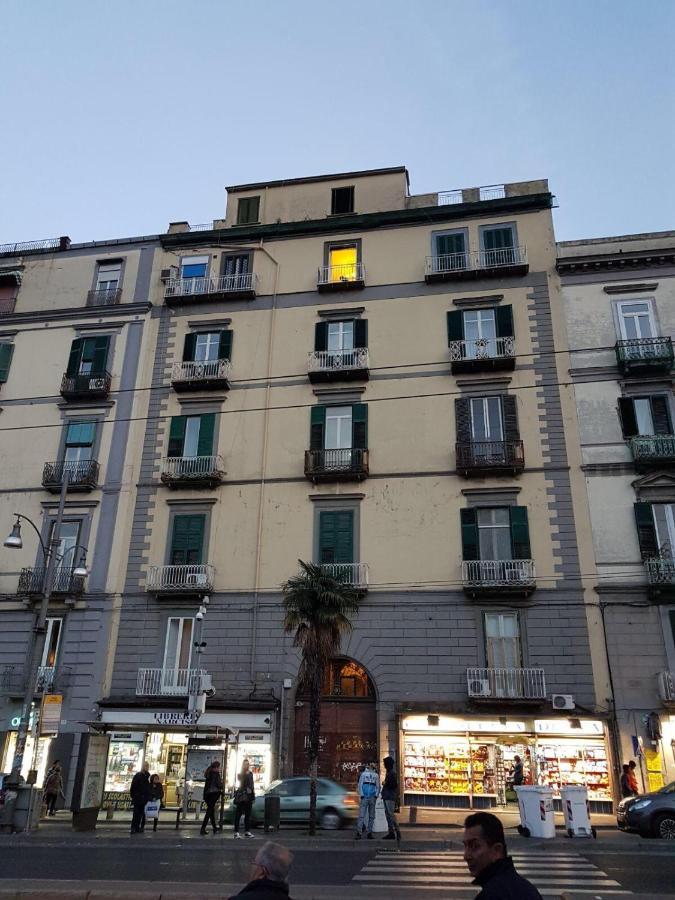 Отель 61 Piazza Cavour Неаполь Экстерьер фото