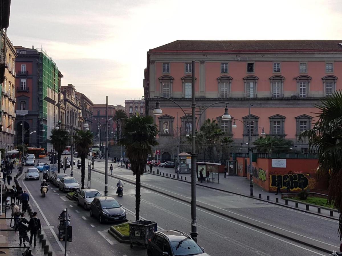 Отель 61 Piazza Cavour Неаполь Экстерьер фото